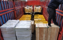 南美客户采购的2.5吨蓄电池湘潭电机车发货