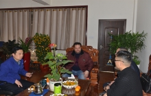 浙江印度客户来访，参观湘潭电机车的生产与测试