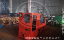 架线式湘潭电机车受电弓有哪些种类？
