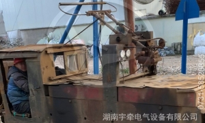 7吨架线式湘潭电机车现场工作视频