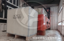 山西5吨锂电池湘潭电机车装车发往客户矿山