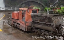 广西5吨蓄电池矿用电机车锡矿运行视频