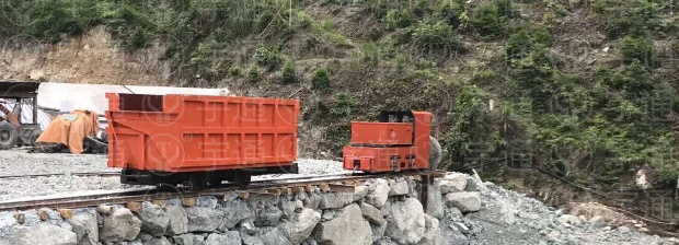 隧道施工电瓶车